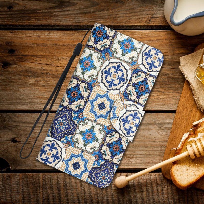 Etui Folio do iPhone 15 z Łańcuch Niebieski Patchwork Z Paskiem