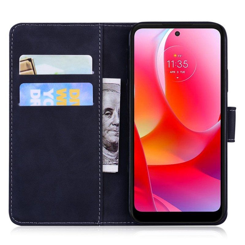 Etui Folio do Moto G71 5G Motyl Dotykający Skóry